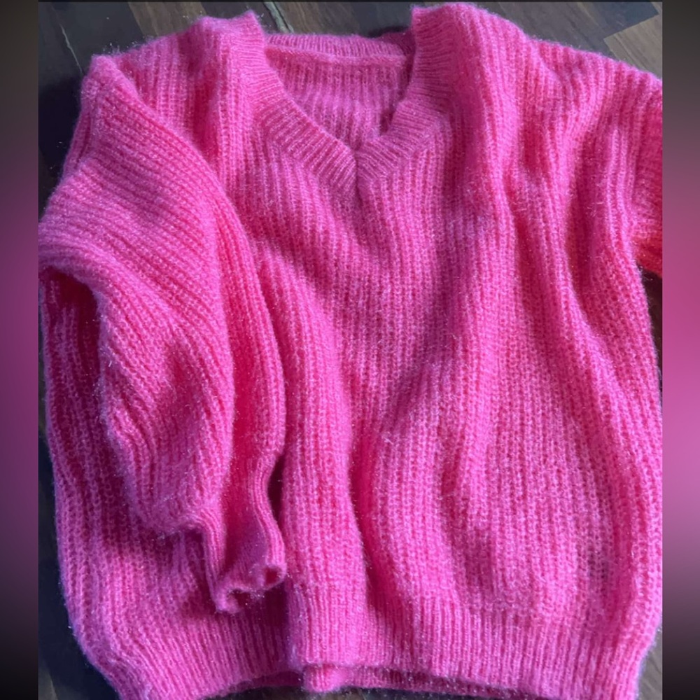 Women’s sweater